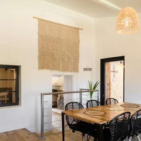 Domaine Ecoline Ferienhaus *